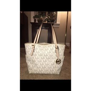 Michael Kors bag and wallet